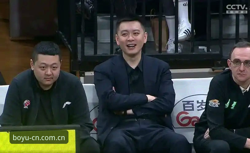 杨鸣评C罗压力指数：从前锋进球潮看葡萄牙赛程的战术悖论——一场世界杯赛程观测的深度评测